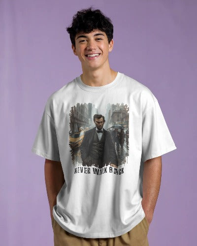 T-Shirt 'Never Walk Back'